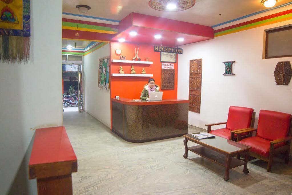 Oyo 166 Kathmandu Tourist Home 外观 照片